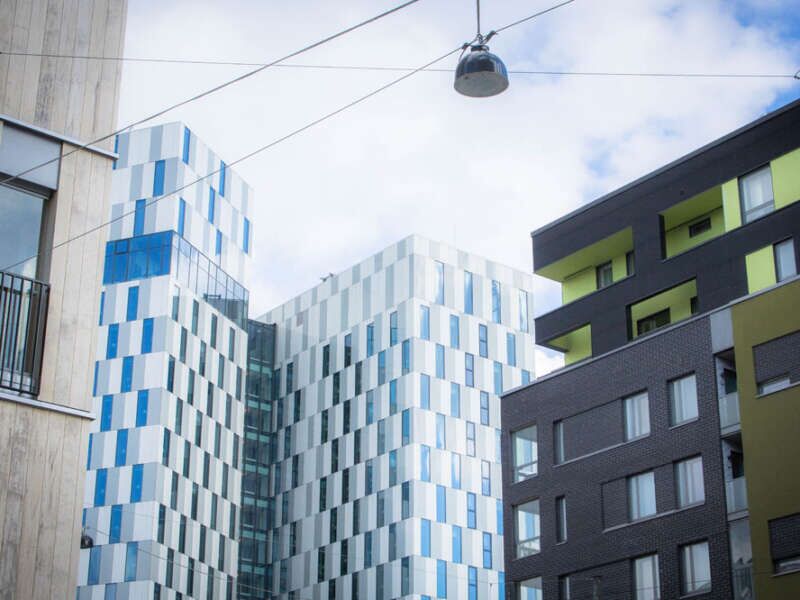Byggnad med avancerade VVS-system Byggnad med avancerade VVS-system